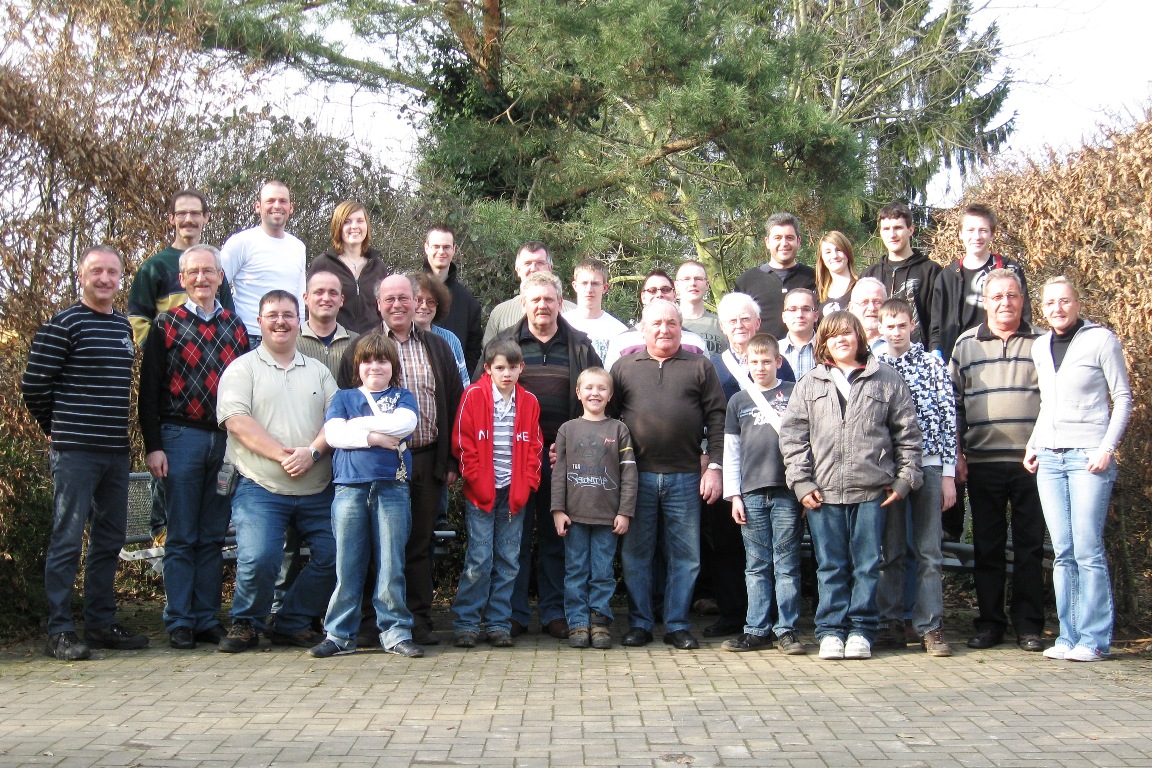 Gruppenbild 2009 - beim Übungswochenende in Neuss-Uedesheim